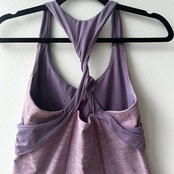 Lululemon Spin Me Tank Top Purple Twist Back Built in Bra Hook Closure Size 6 - Picture 3 of 6